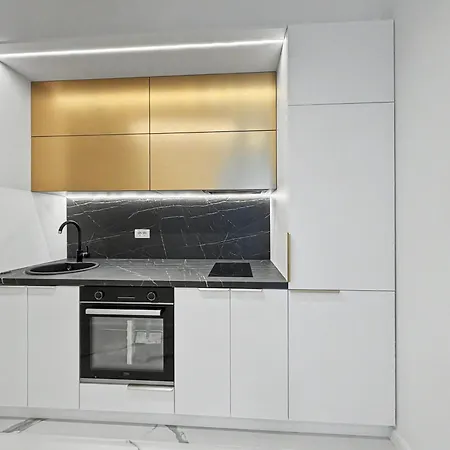 Tomis Grand Lägenhetshotell Năvodari